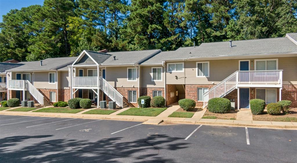 Cary Pines Apartments Image 50