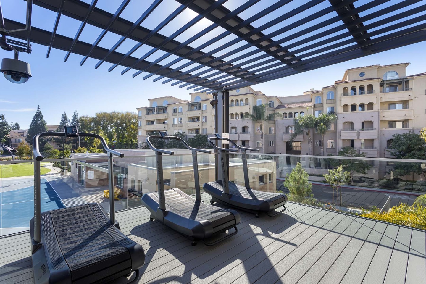 360 Luxury Apartments Image 23