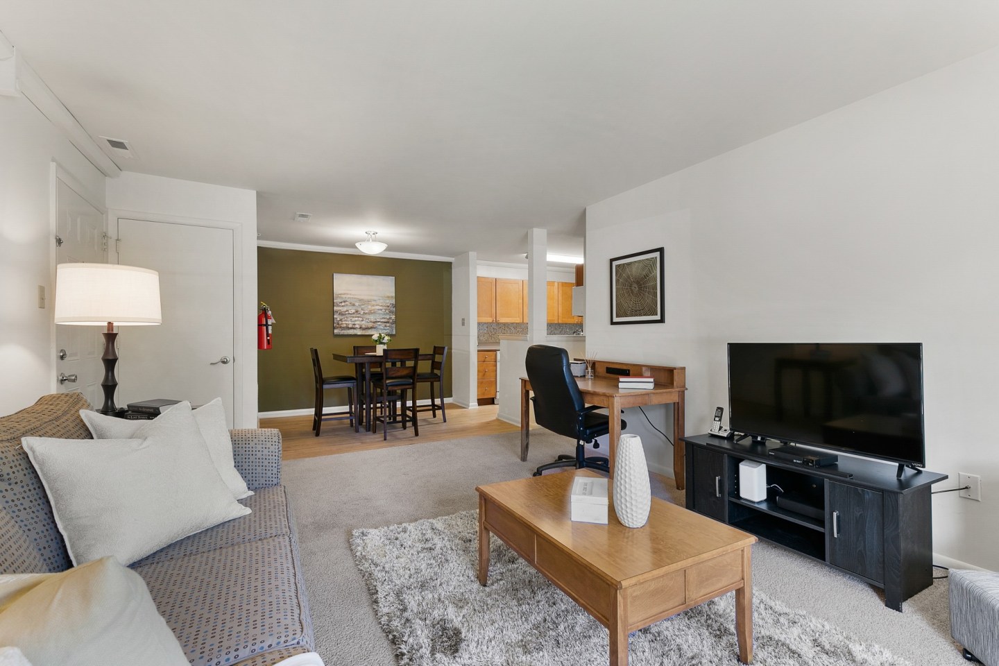 California Apartments Image 39