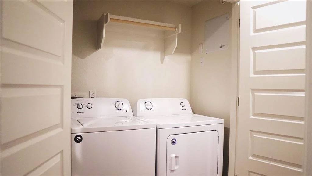 Highland Park Apartments Image 16