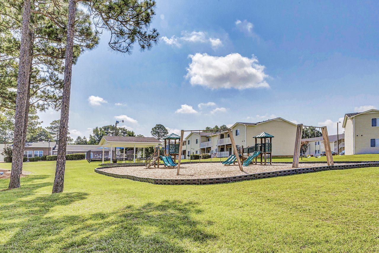 Affordable Housing - Patriot Point Apartment Homes Image 6
