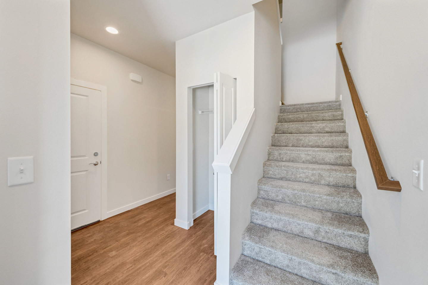 Cedar Homes 29 Image 24