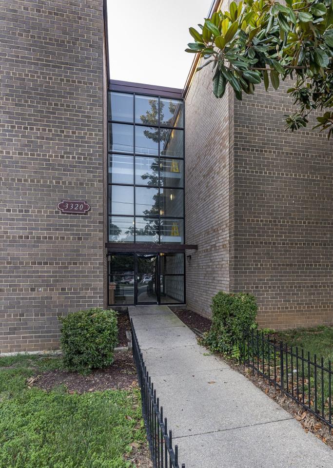 Riverbend Apartments Image 14