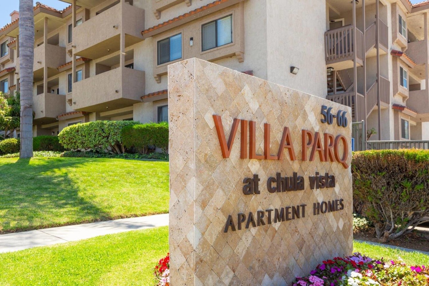 Villa Parq Apartment Homes Image 2