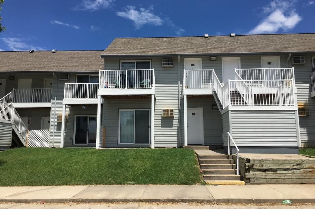 Harrison Apartments Image 1