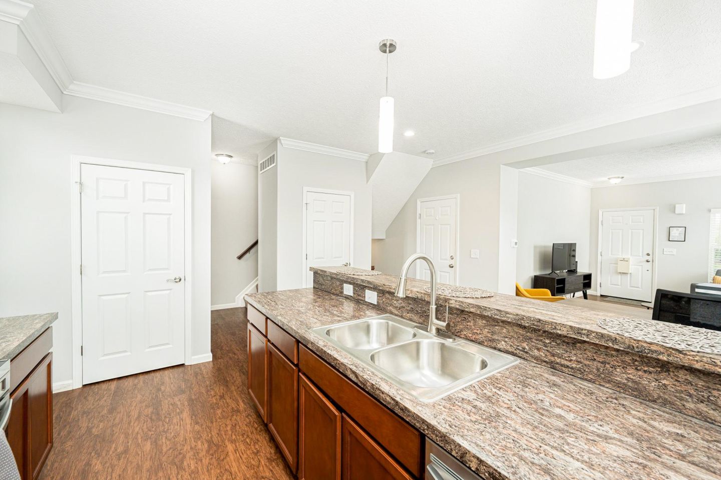 Cheswick Village Image 9