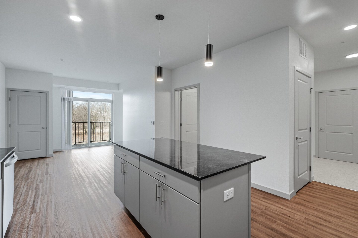Fenview Flats Image 30