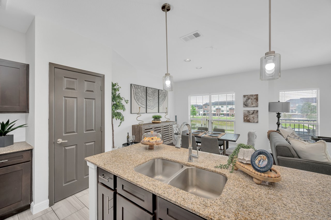 Townhomes at Lake Park Image 3