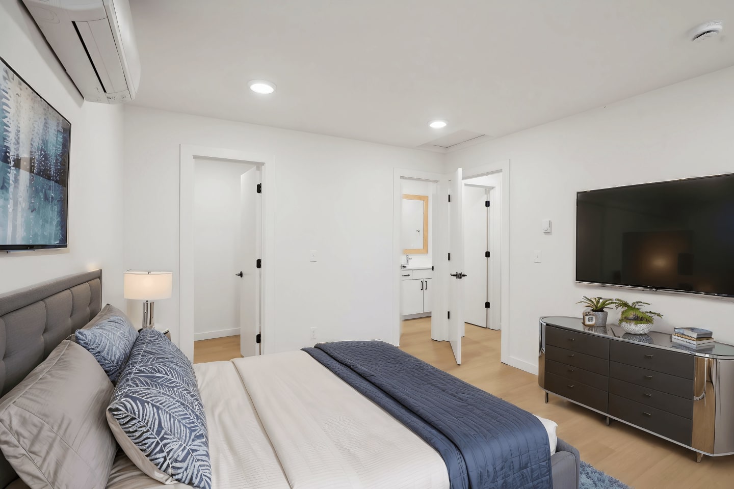 Emerald Place Image 13