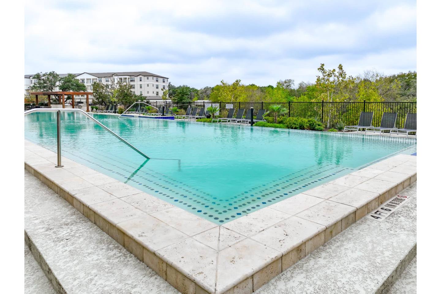 Reveal at Onion Creek Apartments Image 40