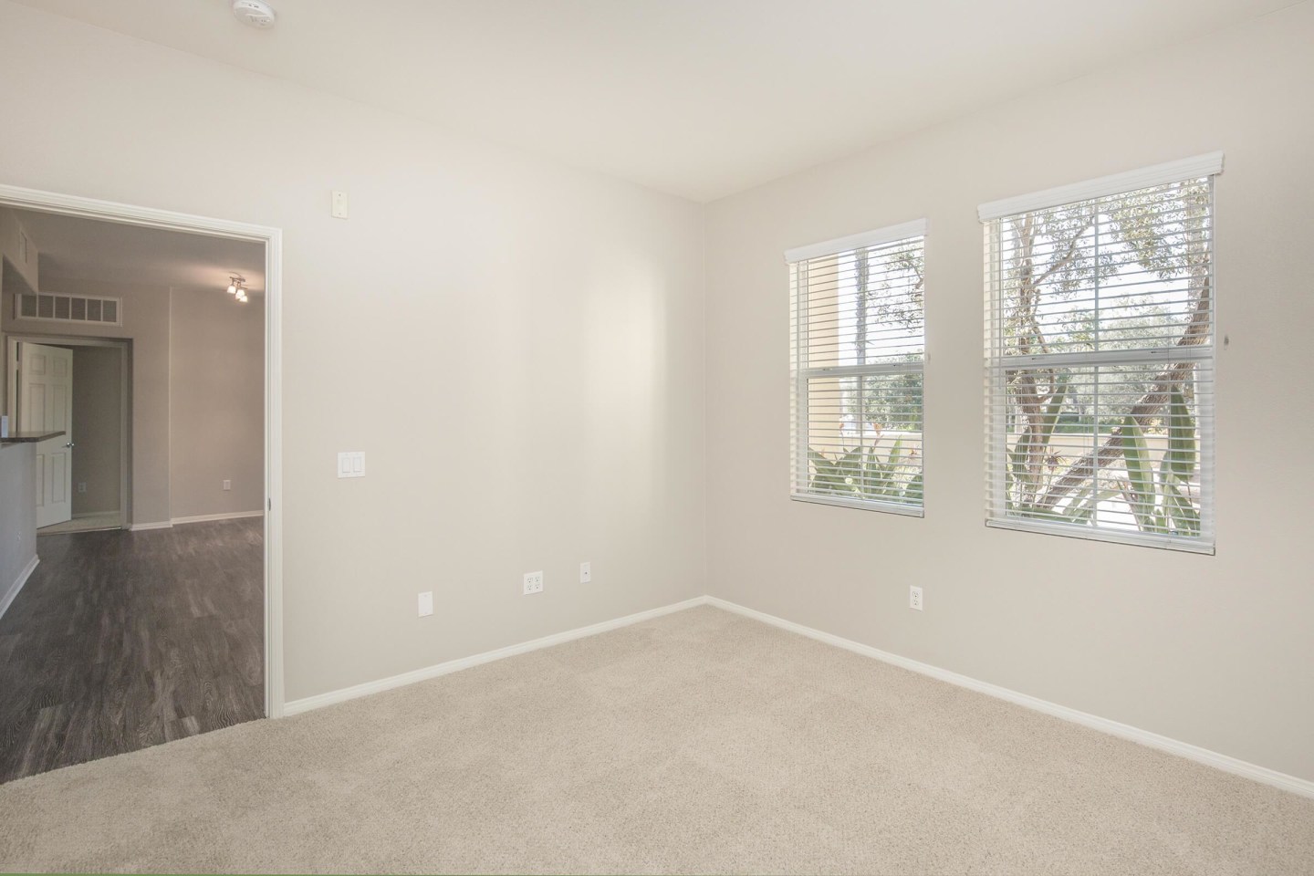 Laurel Vista Apartment Homes Image 37