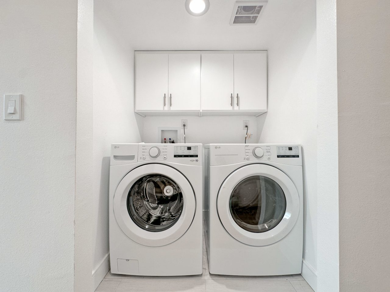 1529-1531 W 35th Pl - Co-Living Image 25