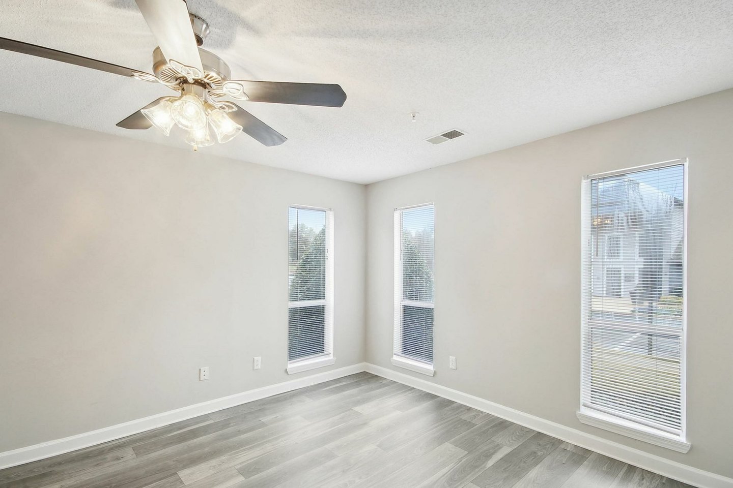 Rise Sunridge Image 5