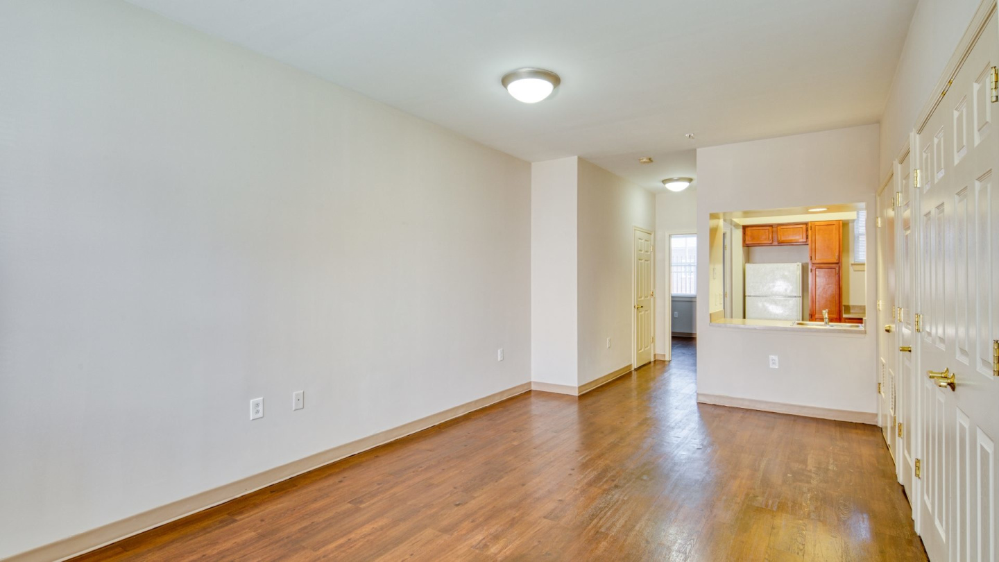 North Market/South Carroll Apartments Image 15