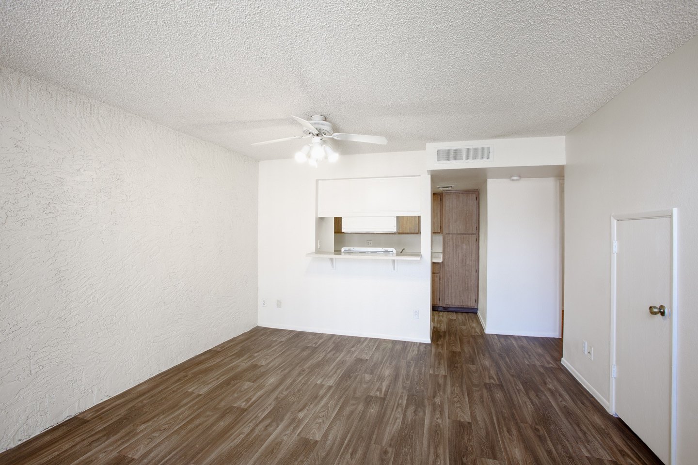Townhomes on the Park Image 11