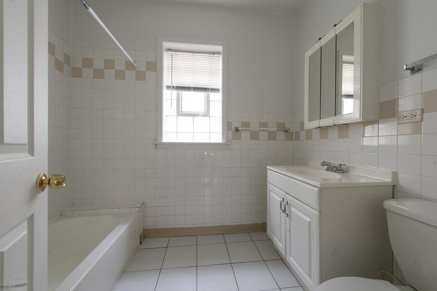 7722 S Kingston Image 5