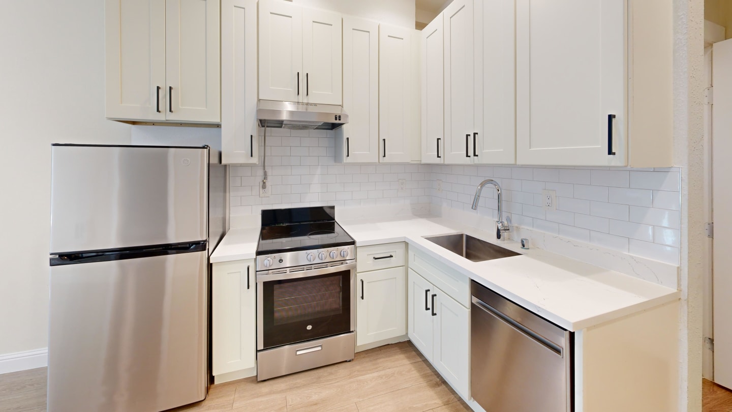 355 Fulton Image 4