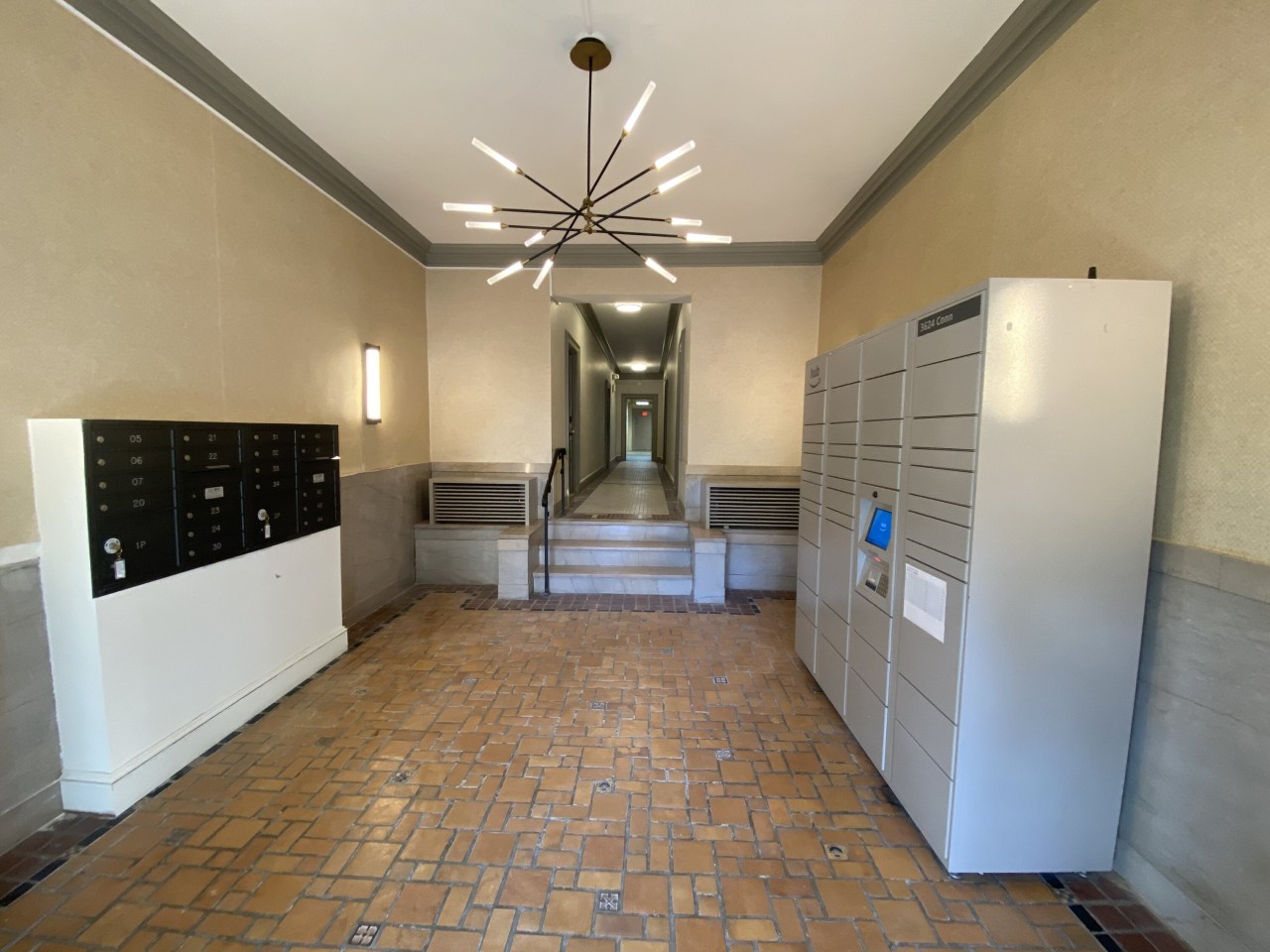 3624 Connecticut Avenue Apartments Image 8