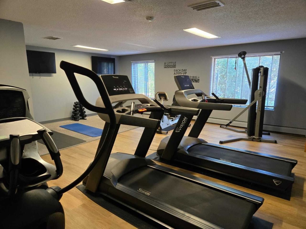 Eagle Pointe Image 35
