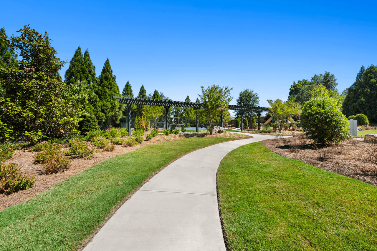 Affordable Housing - Caveness Farms Apartment Homes Image 15