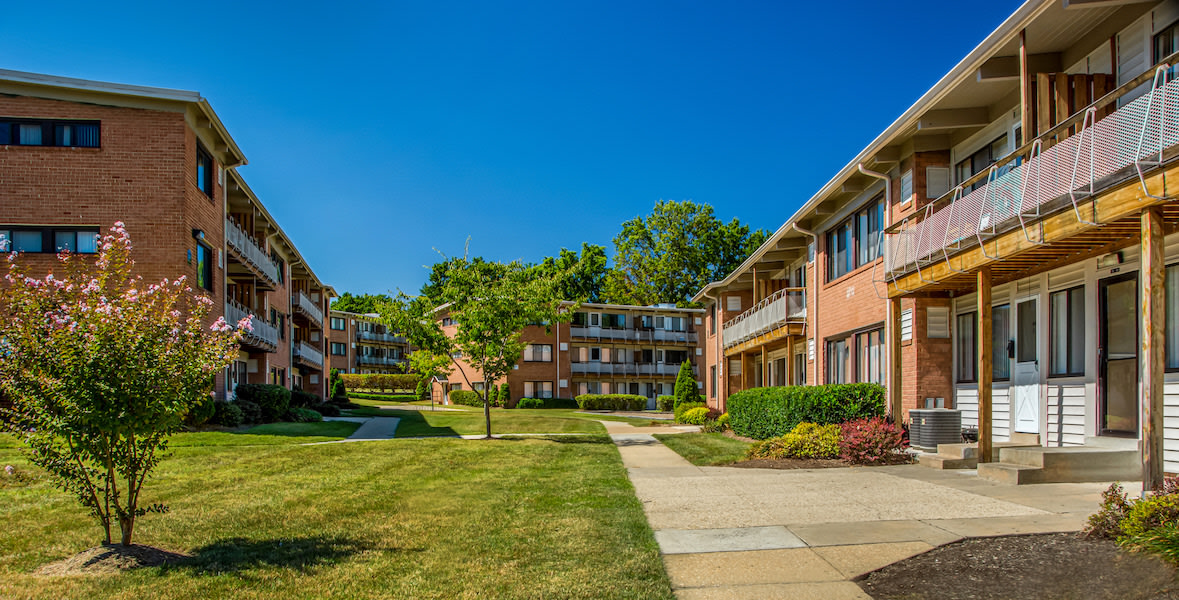 Campus Gardens Image 20