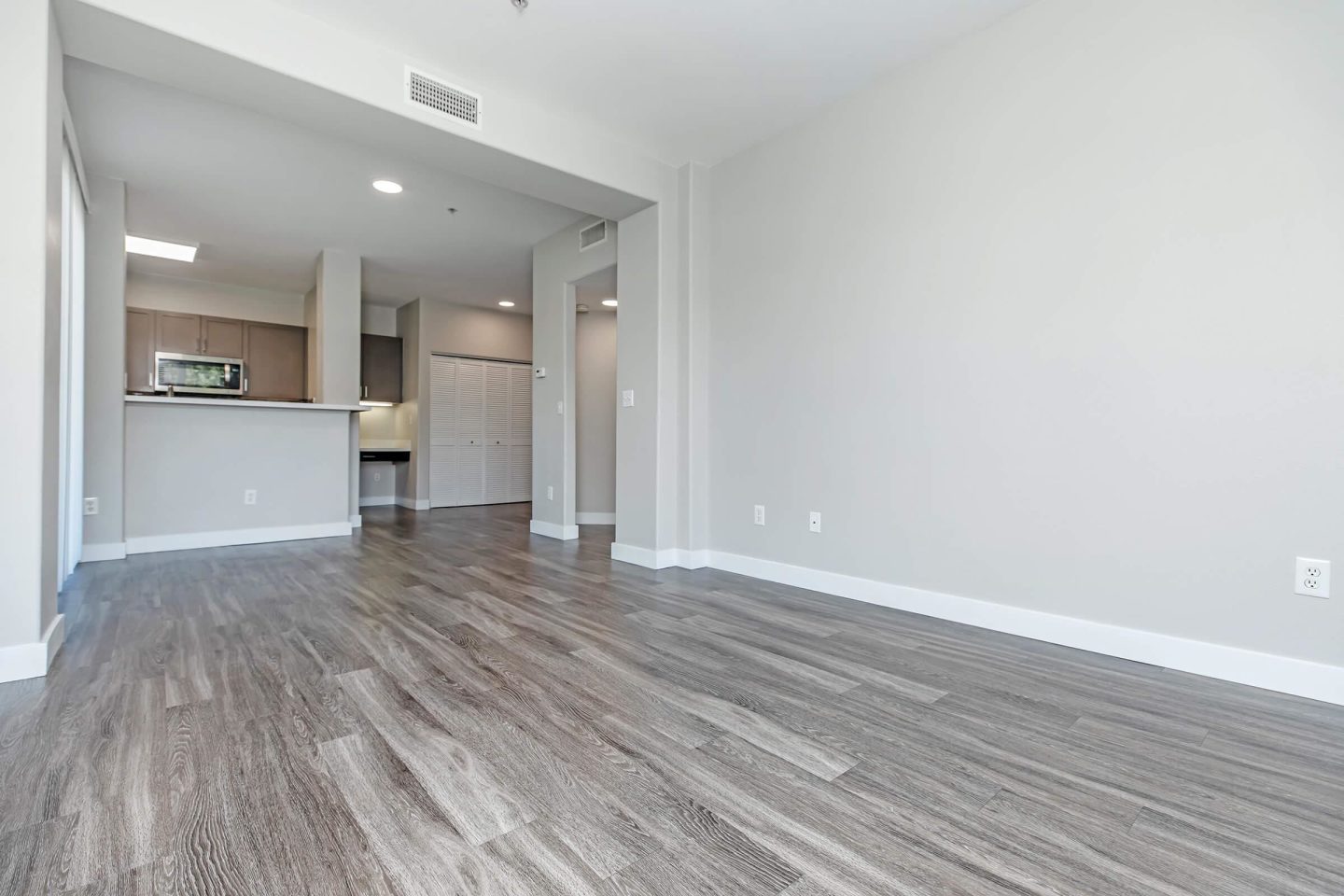 Bellecour Way Apartment Homes Image 11