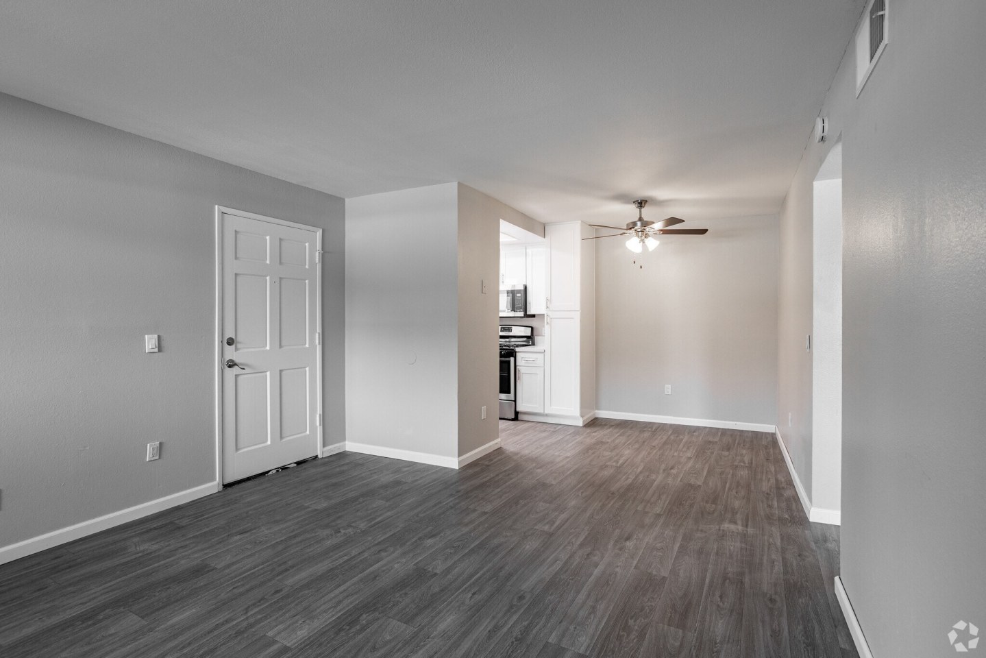 Lincoln Park Apartments Image 5
