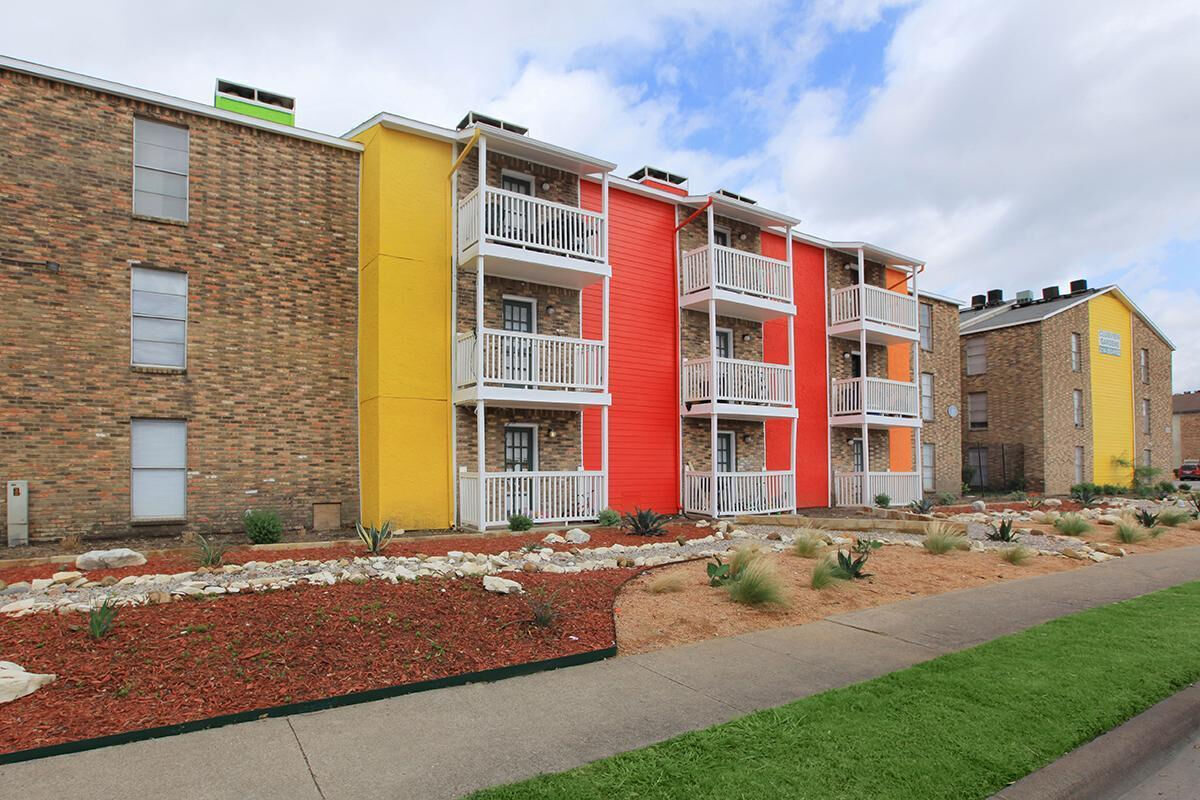 Mireya Apartment Homes Image 3