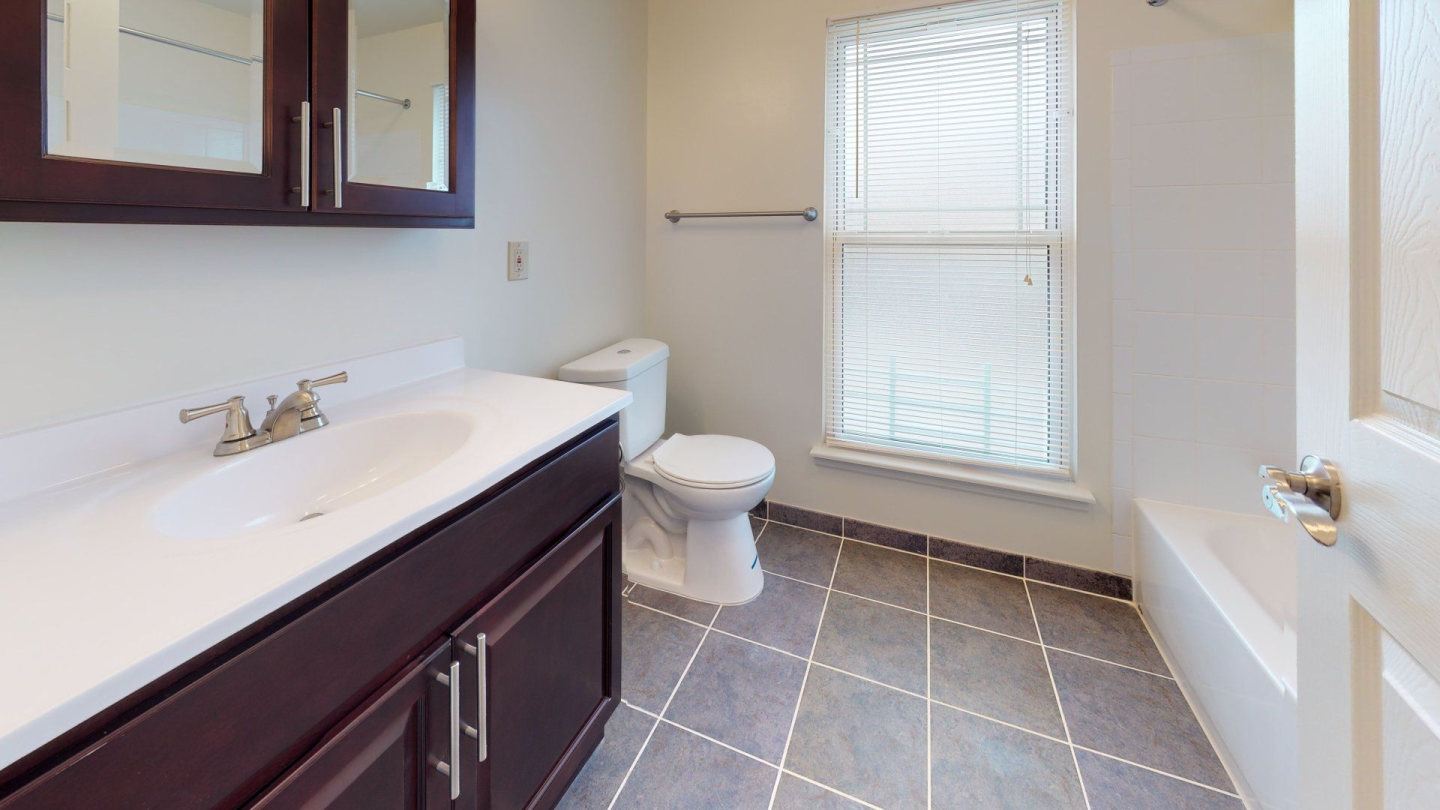 Lakeview Apartments Image 14