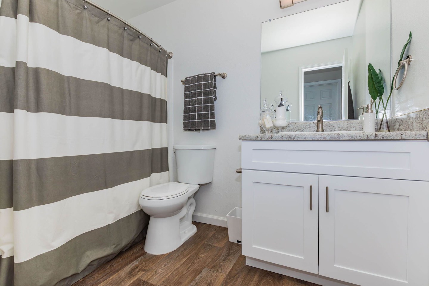 Briar Grove Townhomes Image 36