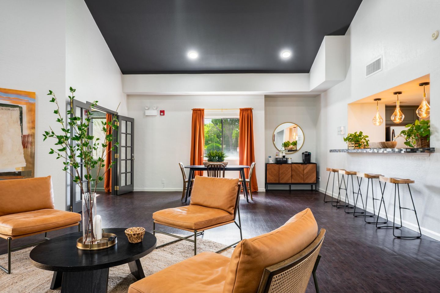 Eagle Point Apartments Image 2