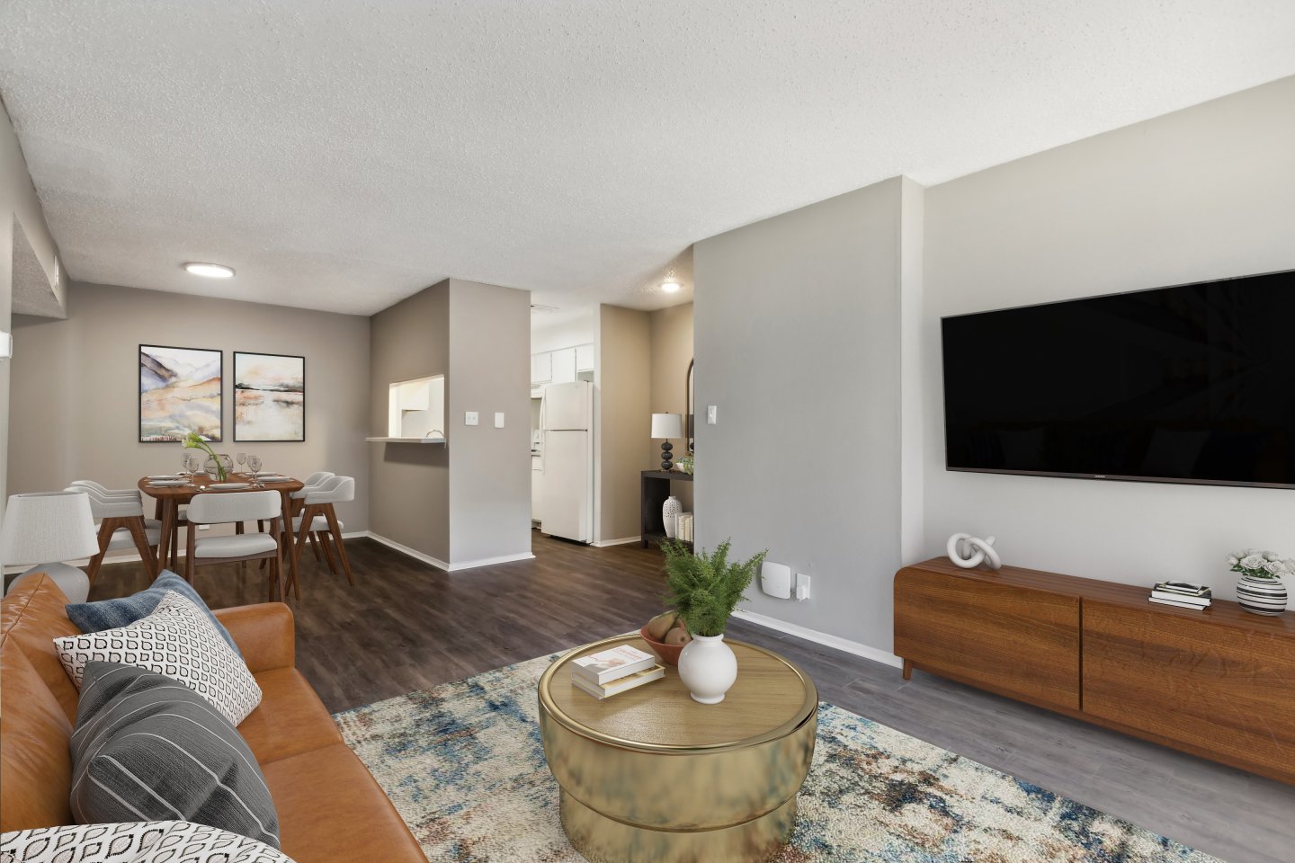 The Bay Club Apartments Image 2