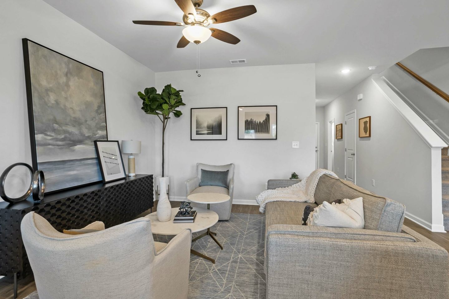 Covey Homes Kirkland - Homes for Rent Image 2