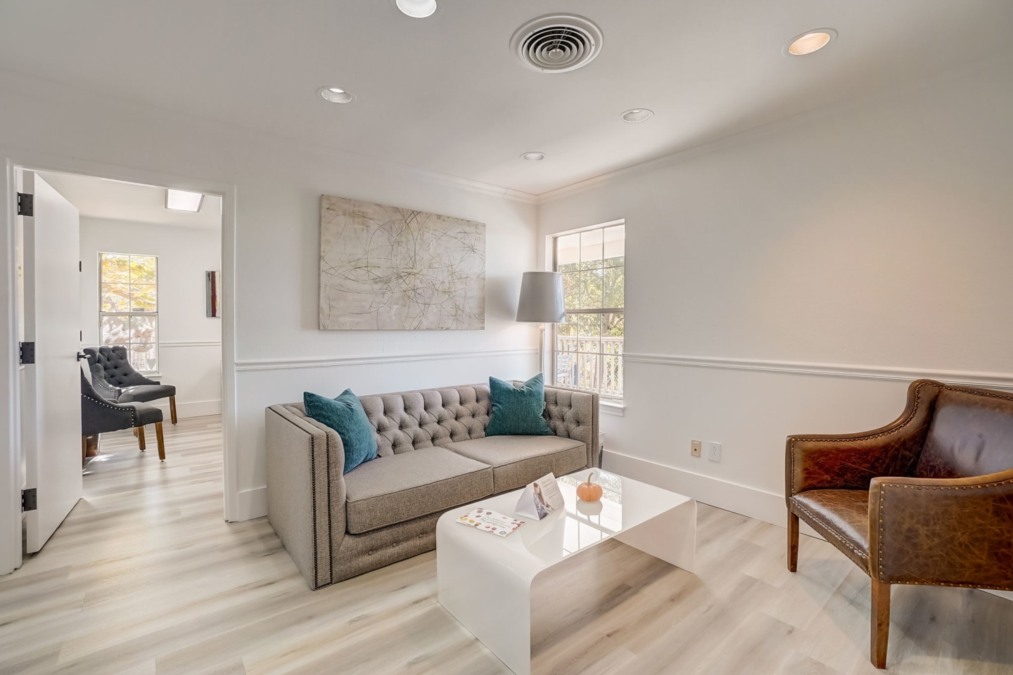 Brentwood Oaks Image 30