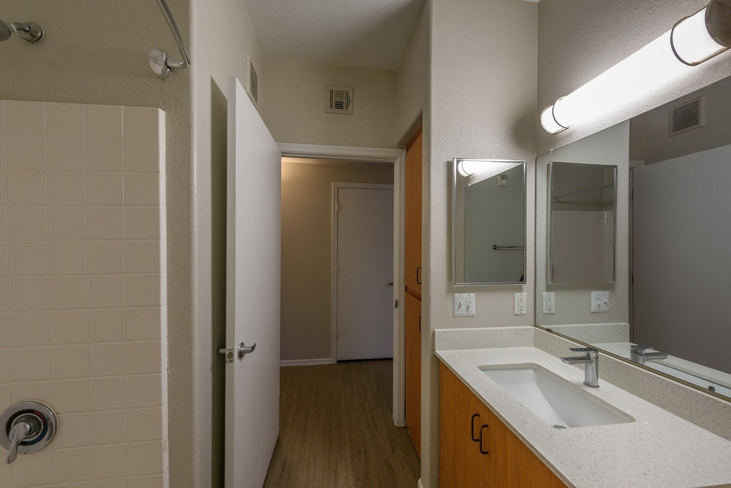 West Town Court Image 24