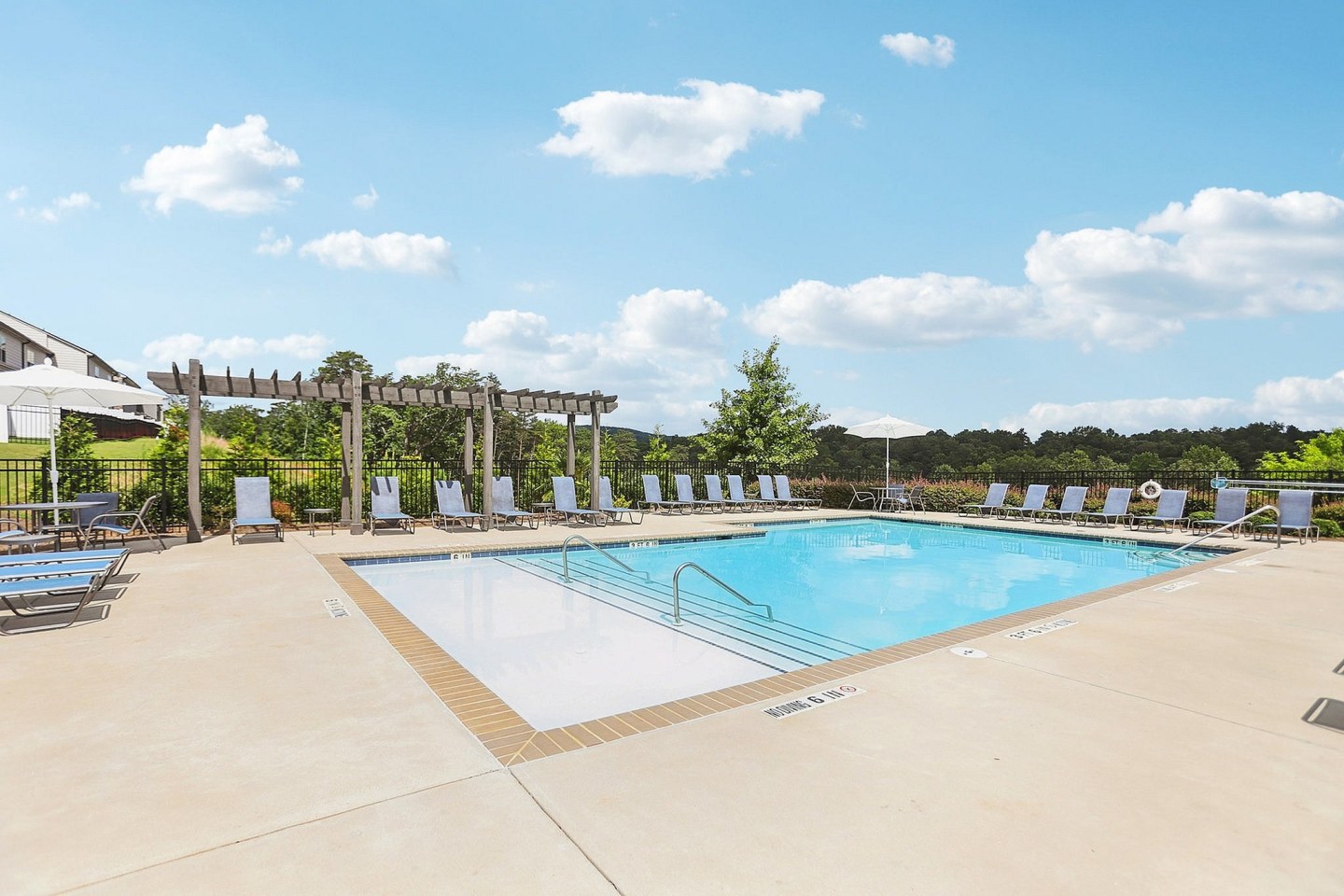 Covey Homes Bluffs - Homes for Rent Image 25
