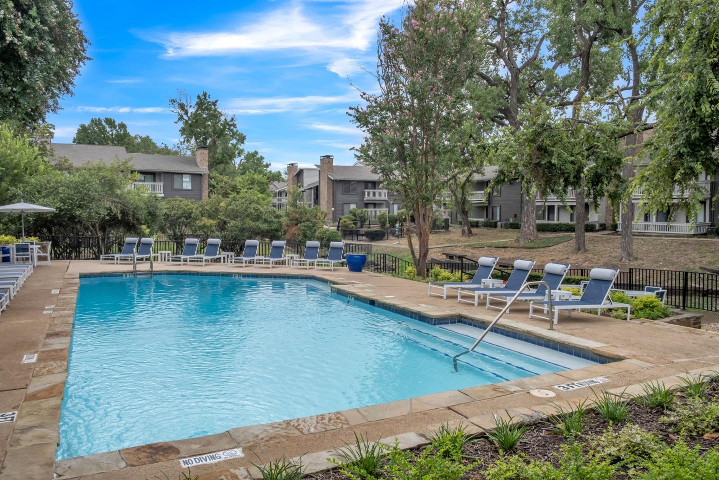Riverwalk Apartments Image 19