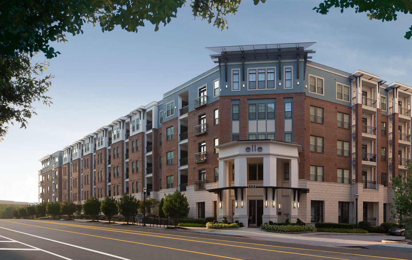 Elle of Buckhead Image 11