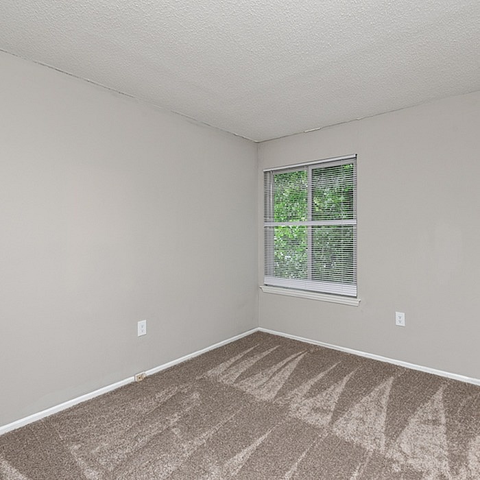 Parkwood Apartment Homes Image 13