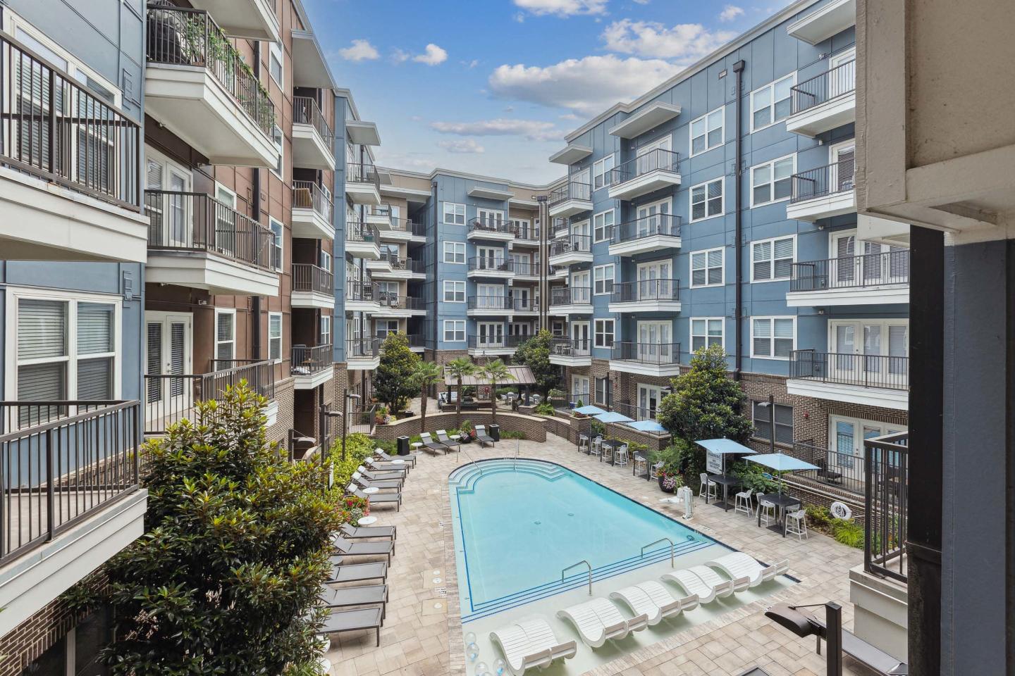 Midtown 205 Image 33