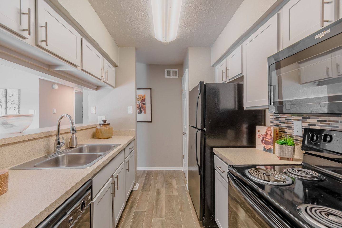 Pinehurst Place Apartments Image 10