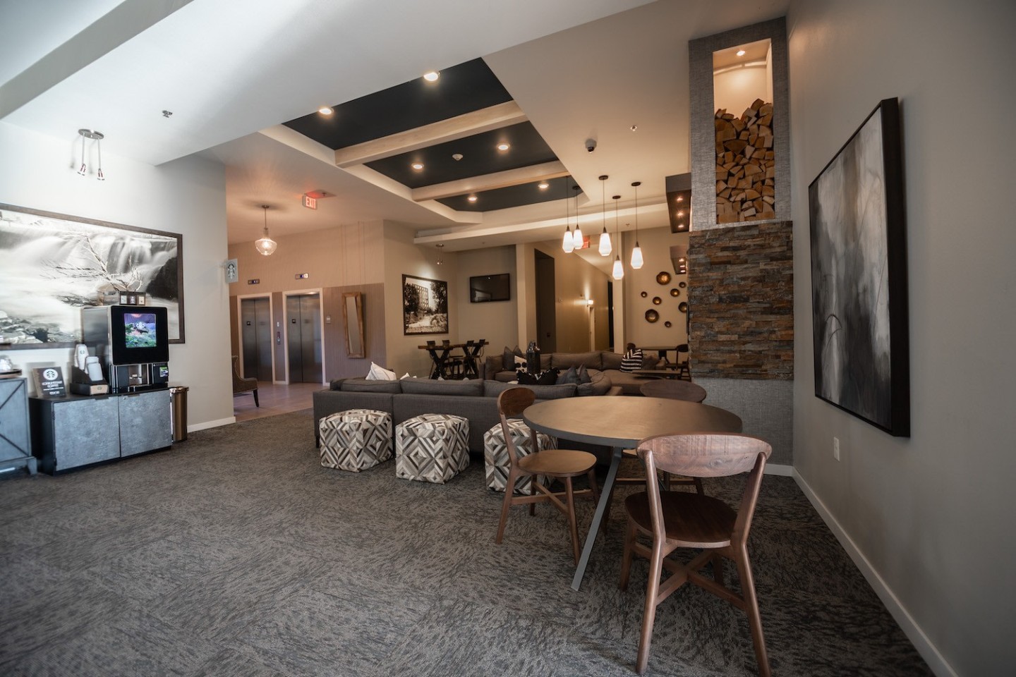 Phillips Avenue Lofts Image 14
