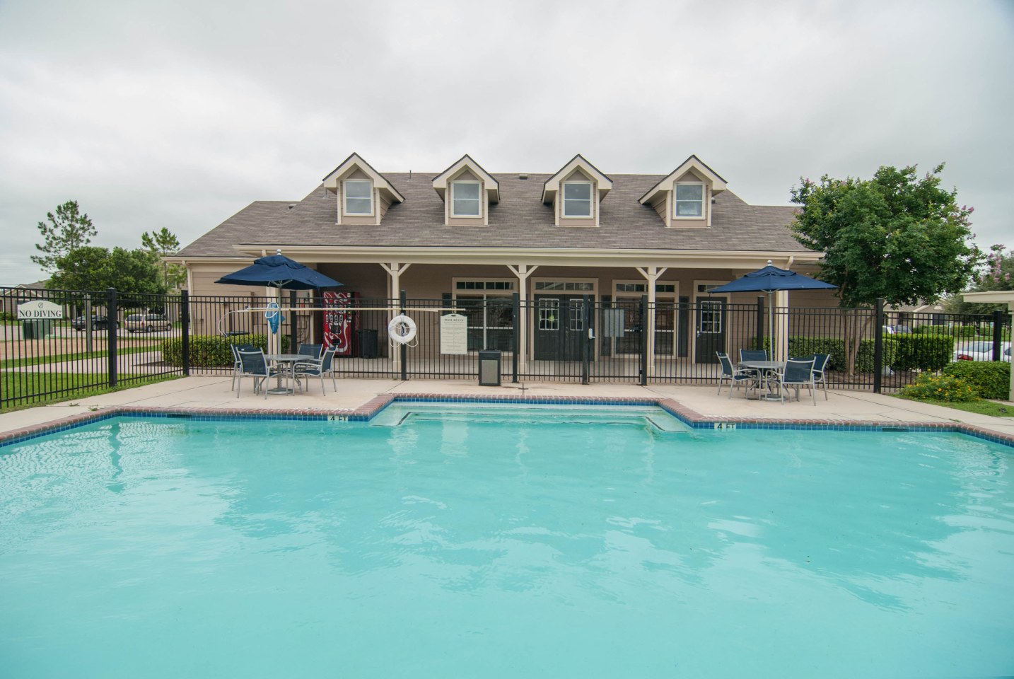 Southpark Village Image 7