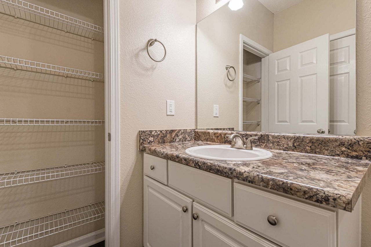 Villas at Newnan Crossing Image 24