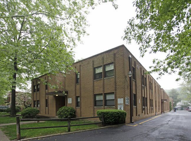 Watchung View Apartments Image 6