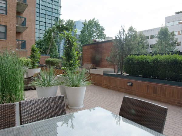 Essex House Image 22