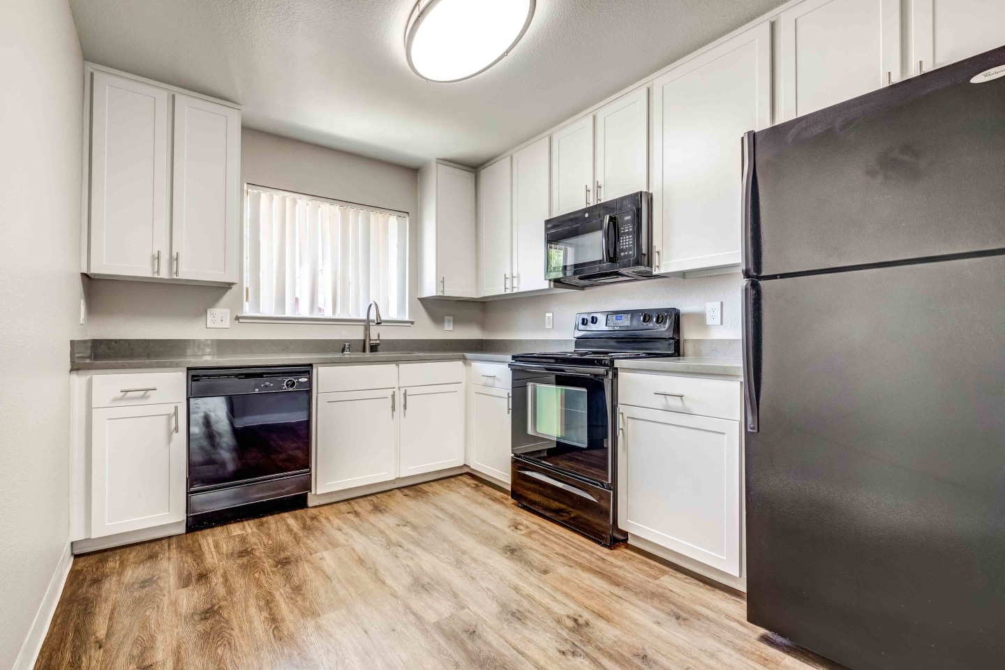 Terra House Apartments Image 2