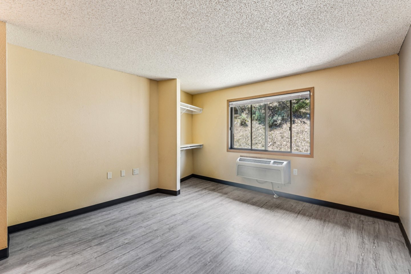 The House Apartments Image 14