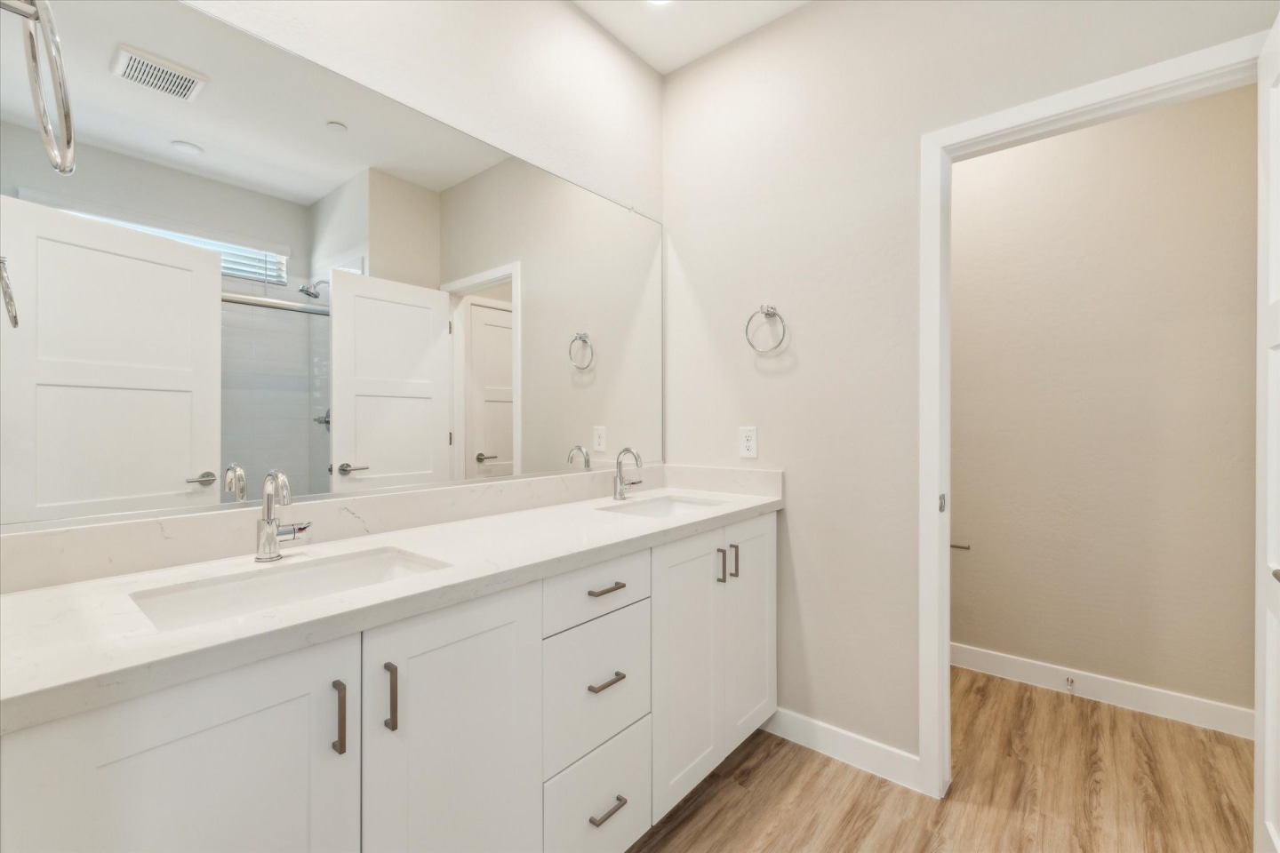 Avalon Townhomes Image 43