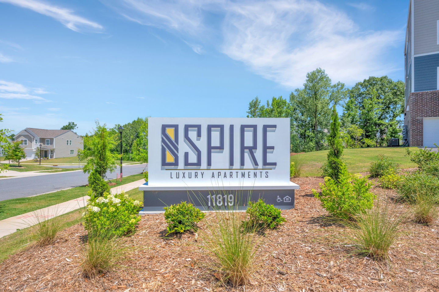 Spire Apartments Image 16